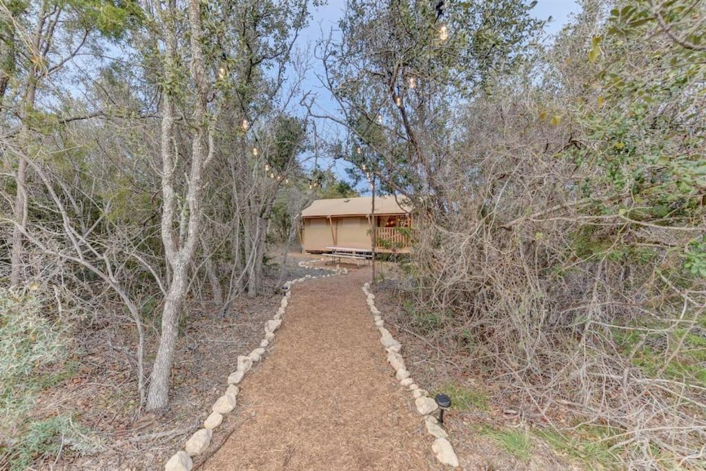 Hotel 12 Fires Luxury Glamping With Heating #5 Johnson City Esterno foto