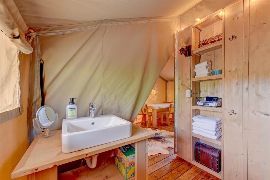 Hotel 12 Fires Luxury Glamping With Heating #5 Johnson City Esterno foto